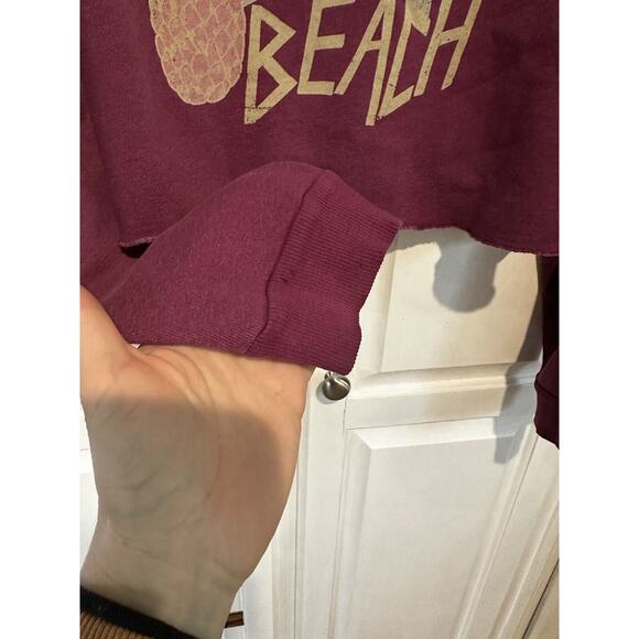 Wild fox Venice Beach Pullover Cropped Sweatshirt Size Medium Pineapple Palmtree - Picture 4 of 10